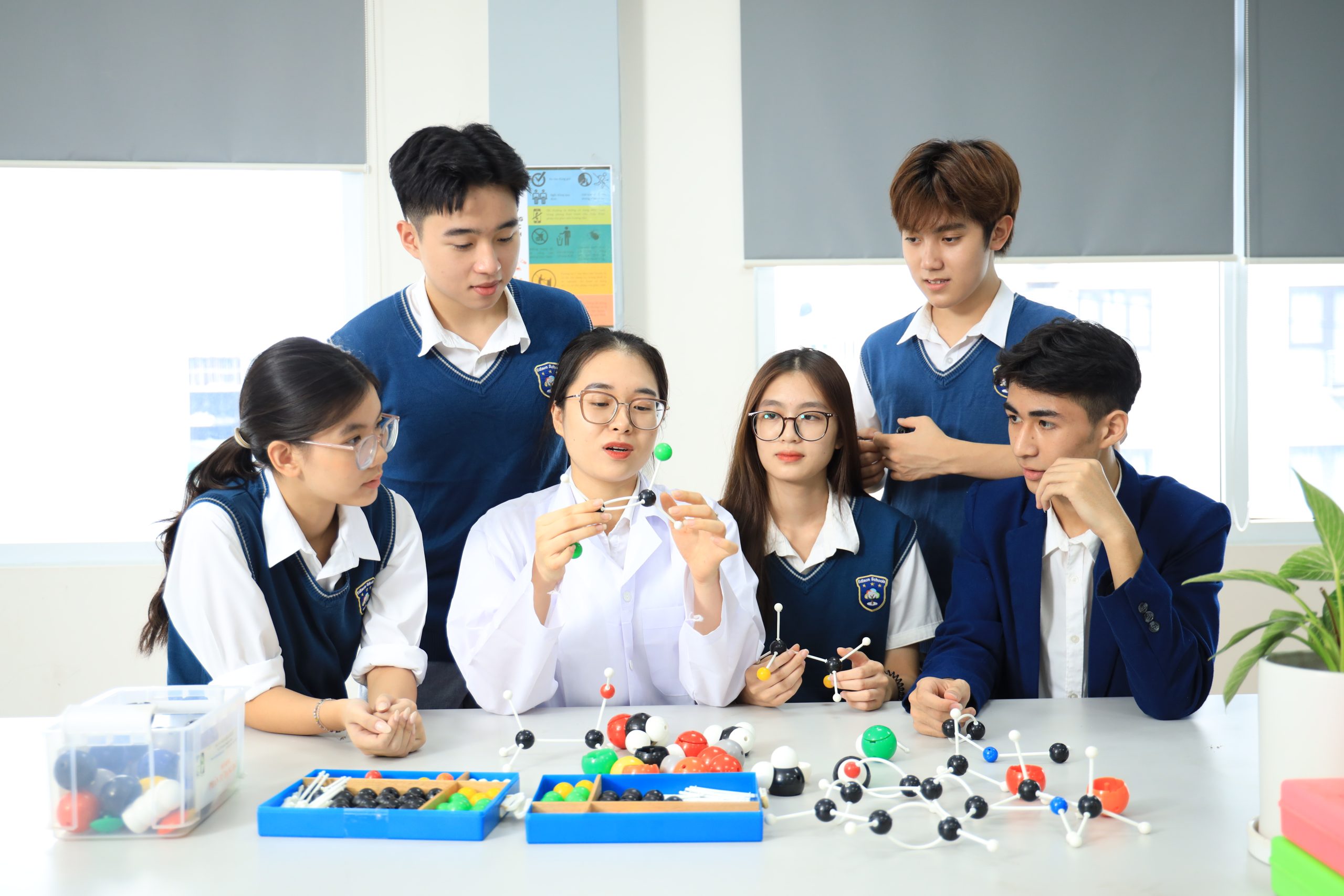 Các môn học đa dạng ở Trung học phổ thông