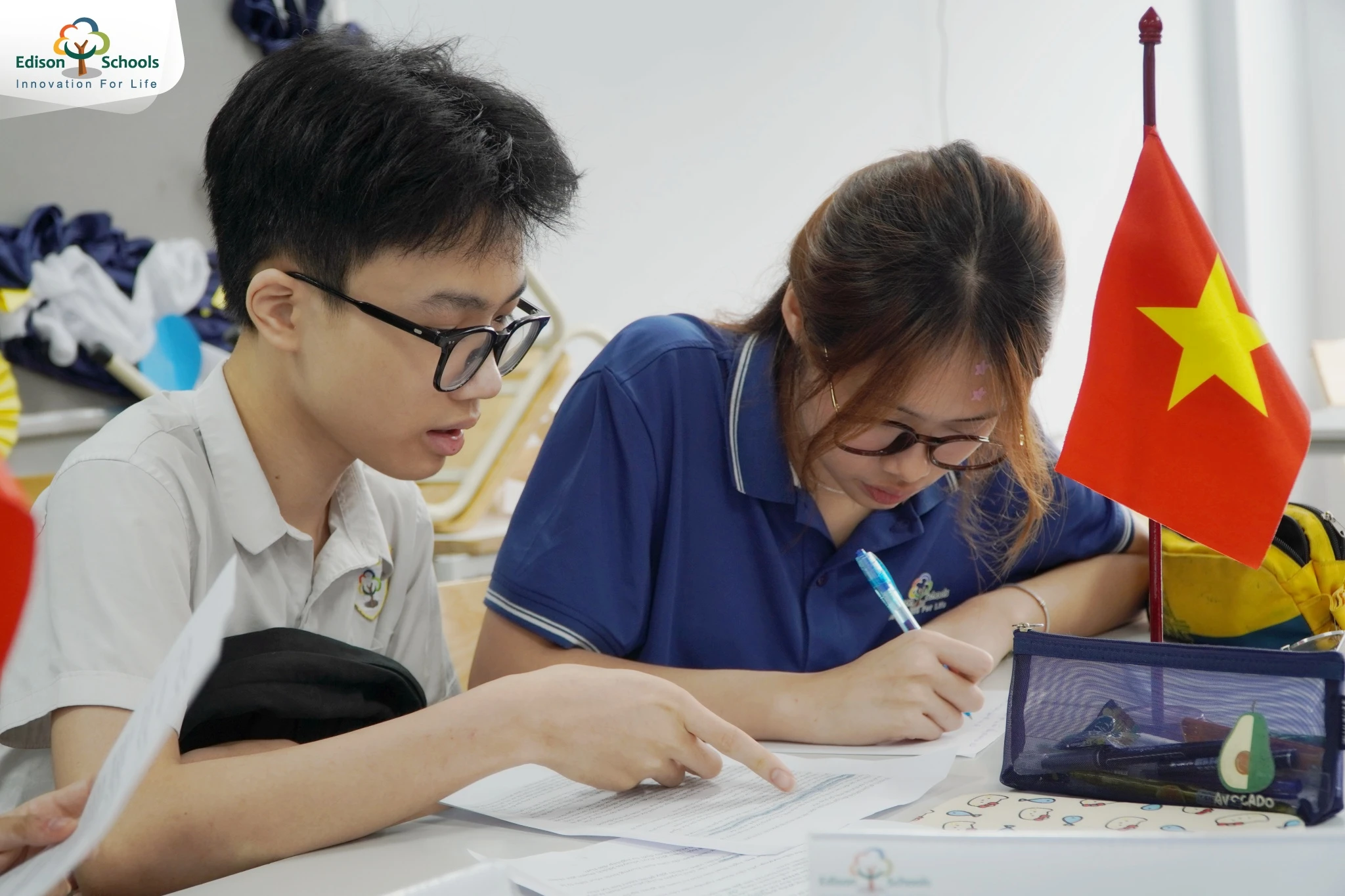 Học sinh THPT Edison tranh biện